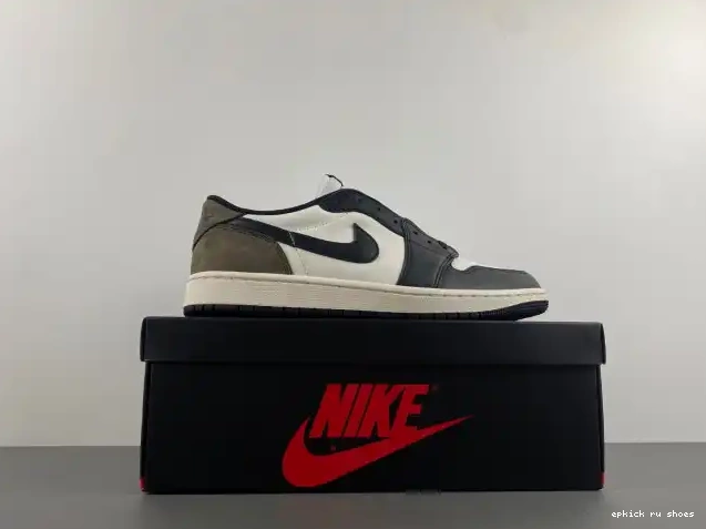 Cheap OG Mocha Air CZ0790-102 1 Low Jordan 0526
